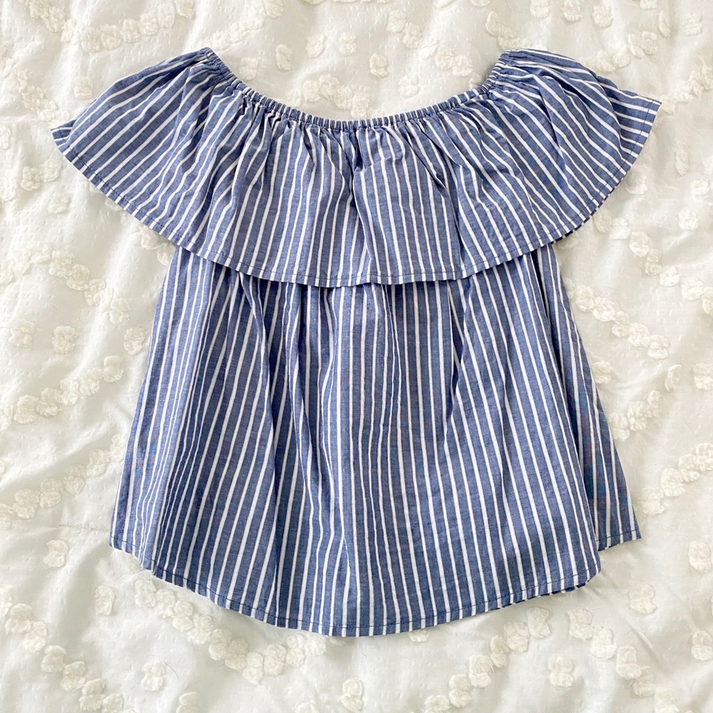 XHILIRATION // OFF SHOULDER TOP